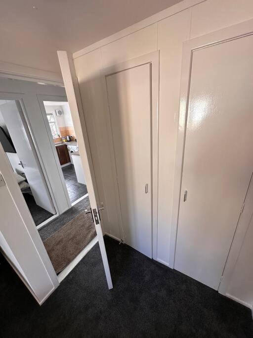 Semi-Detached Chalet - Uddingston, Glasgow Ngoại thất bức ảnh